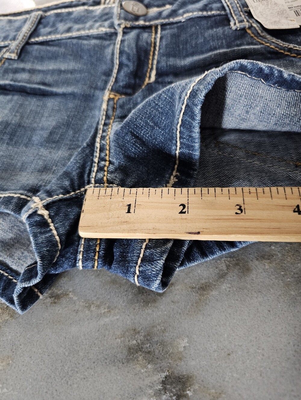 Decree Vintage Y2K Distressed Jean Shorts Size 7 Low Rise Micro Mini Bootie NWT - Picture 8 of 8